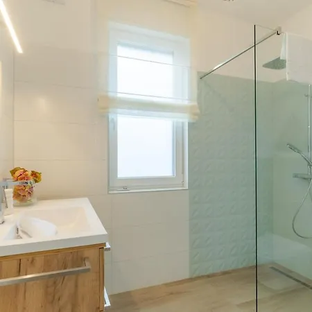 Tatil Evi Balaton Breeze Pihenohaz By Bltn Siofok